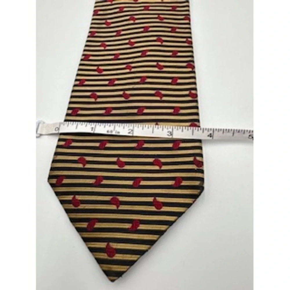 TOM JAMES‎ 100% Silk Tie Gold Navy Red Paisley Striped Handmade Business Classic